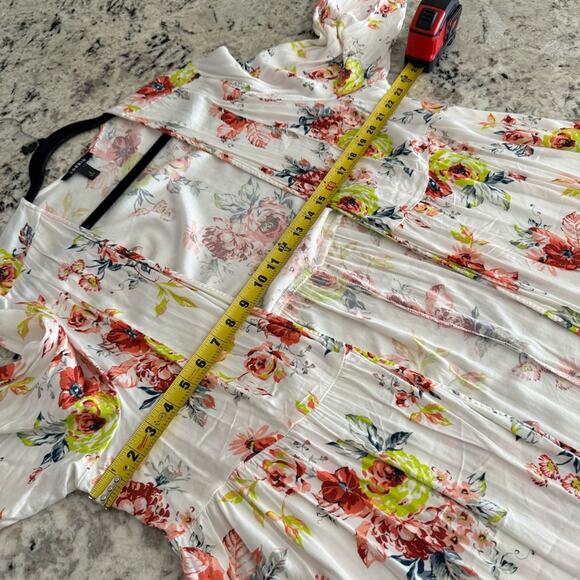 Torrid Ivory Floral Ruffle Hem Kimono 2X 16733888 16733884 - Picture 11 of 15